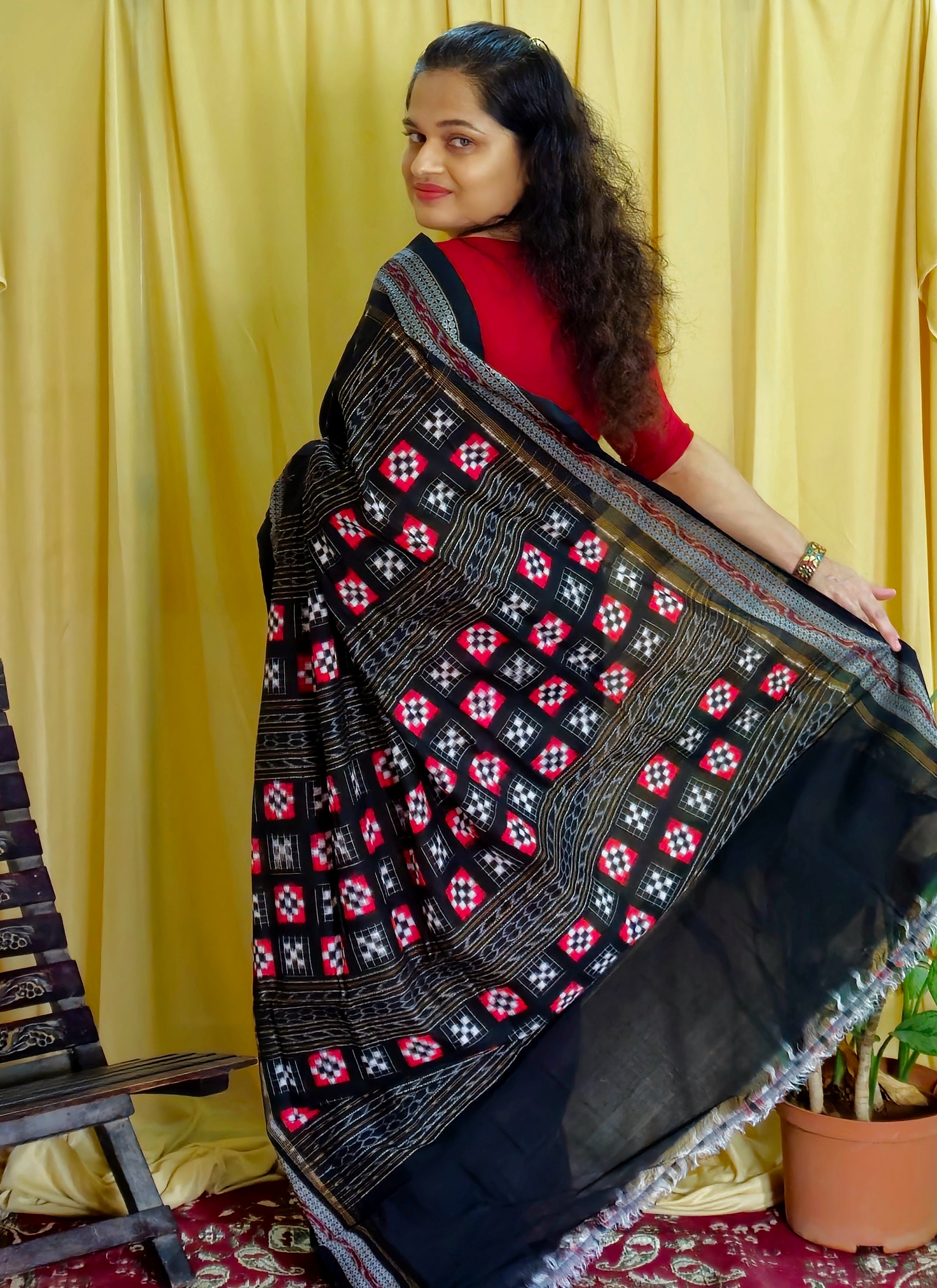 "Vaibhavi" Sambalpuri Handloom Saree