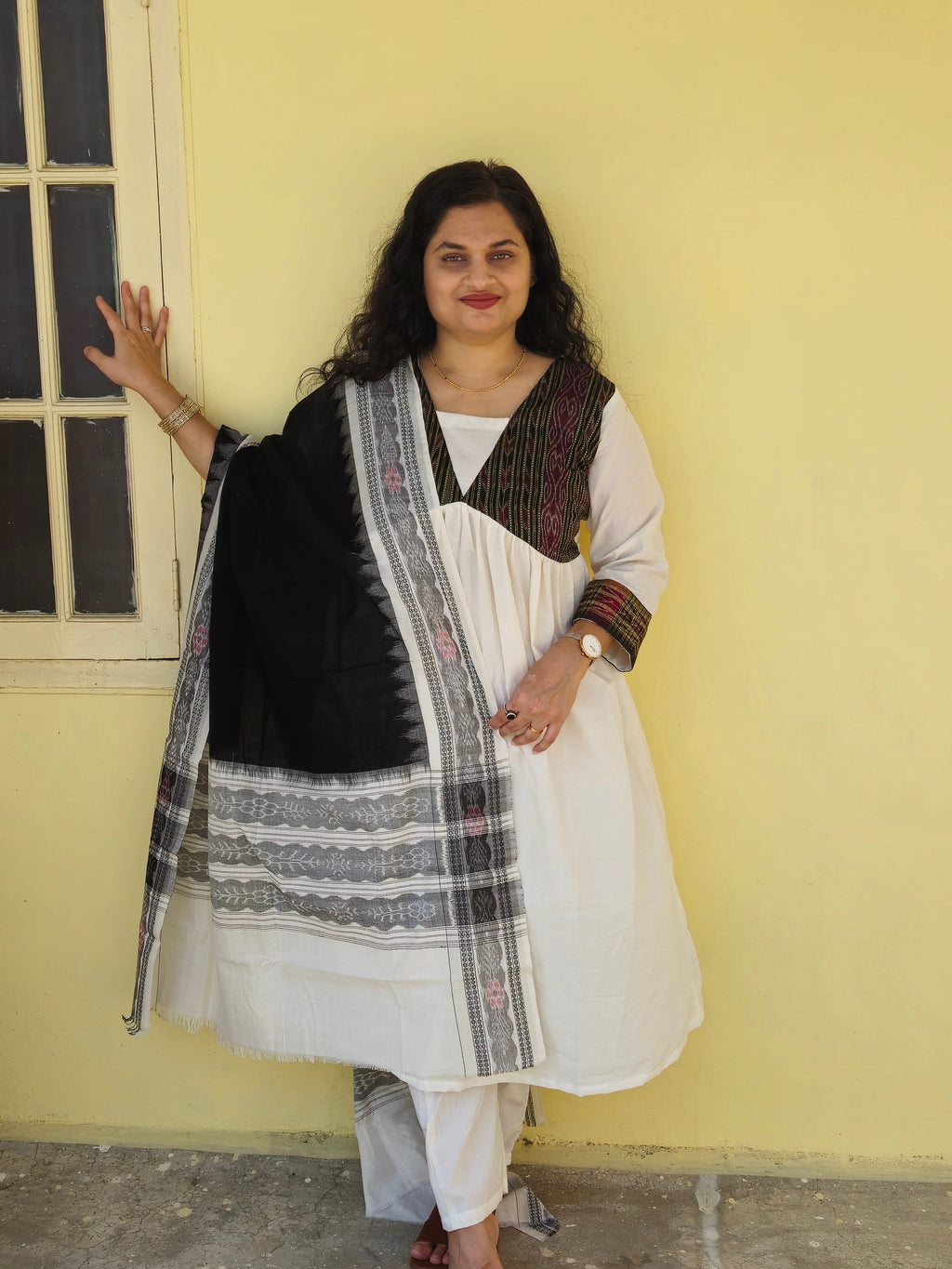 "Chandrika" White Linen Co-ord Set with Sambalpuri Handloom Dupatta